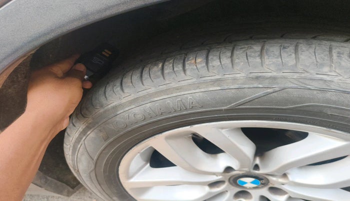2013 BMW X3 XDRIVE 20D, Diesel, Automatic, 1,98,957 km, tyre