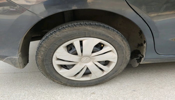 2021 Honda Amaze 1.5L I-DTEC S, Diesel, Manual, 63,625 km, tyre