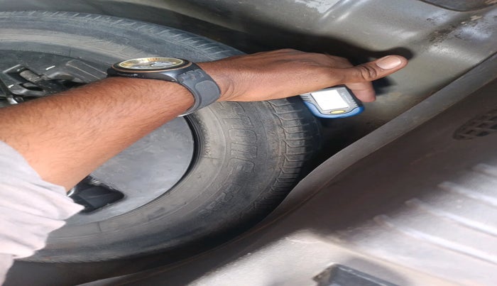 2010 Hyundai i10 SPORTZ 1.2, Petrol, Manual, 30,733 km, tyre