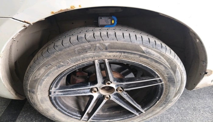 2016 Maruti Swift LXI (O), Petrol, Manual, 95,151 km, tyre