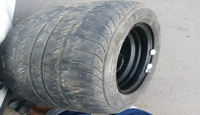 2011 Hyundai i20 ASTA 1.2, Petrol, Manual, 75,255 km, tyre