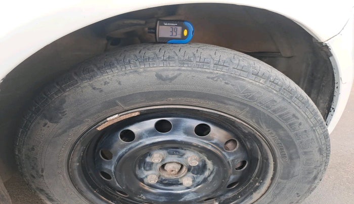 2010 Maruti Ritz VDI, Diesel, Manual, 1,29,317 km, tyre