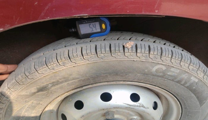 2010 Maruti Alto LXI, Petrol, Manual, 55,365 km, tyre