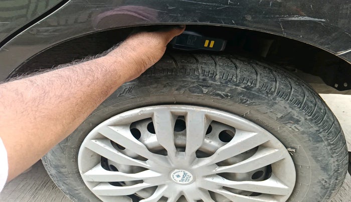 2015 Honda Amaze 1.2L I-VTEC E, Petrol, Manual, 59,092 km, tyre