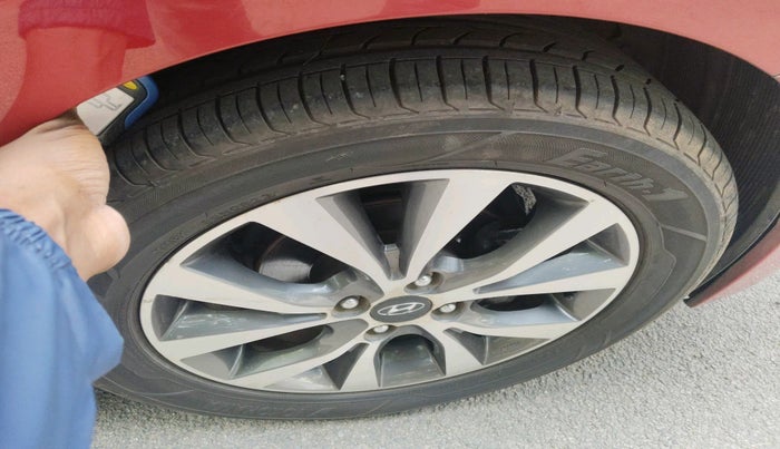 2016 Hyundai Verna 1.6 VTVT SX, Petrol, Manual, 1,03,606 km, tyre