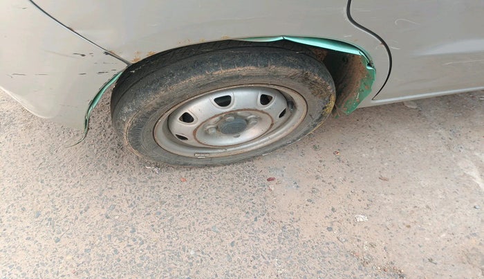 2010 Maruti Zen Estilo LXI, Petrol, Manual, 1,01,579 km, tyre