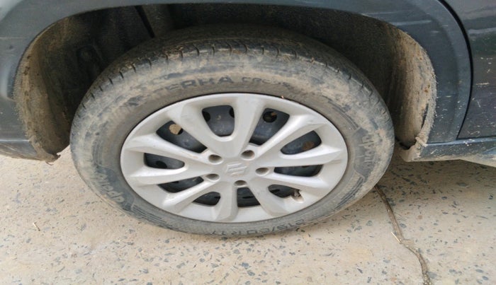 2022 Maruti Grand Vitara DELTA SMART HYBRID, Petrol, Manual, 51,294 km, tyre