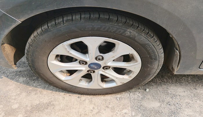 2017 Ford Figo Aspire TITANIUM1.5 DIESEL, Diesel, Manual, 1,12,542 km, tyre