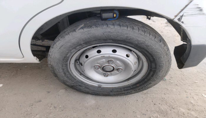 2019 Maruti Alto 800 LXI, Petrol, Manual, 73,157 km, tyre
