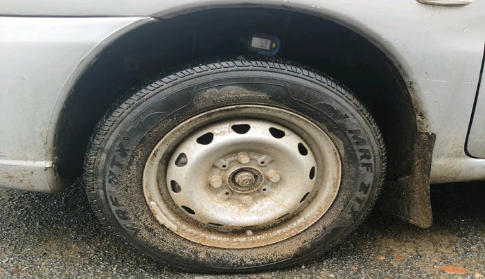 2013 Tata Indica EV2 LS, Diesel, Manual, 1,11,932 km, tyre