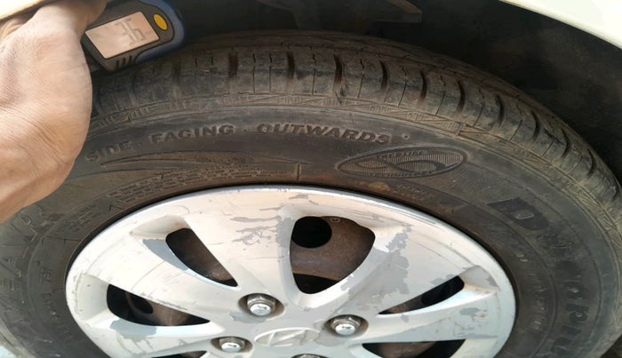 2012 Hyundai i10 SPORTZ 1.2, Petrol, Manual, 37,293 km, tyre