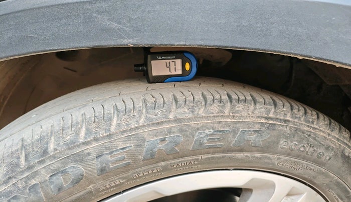 2022 KIA SONET HTK 1.2, Petrol, Manual, 42,175 km, tyre