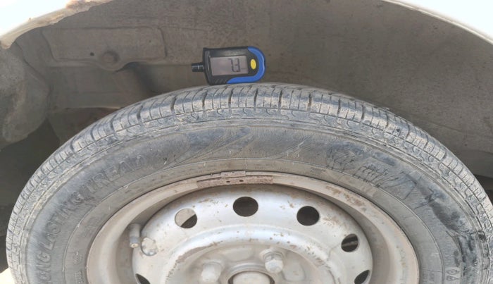 2016 Maruti Wagon R 1.0 LXI CNG, Petrol, Manual, 82,815 km, tyre