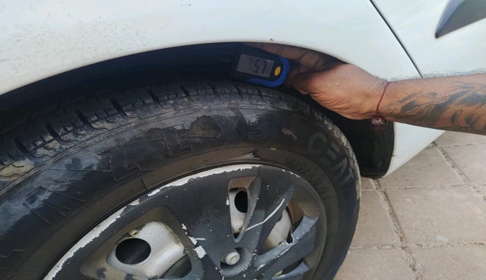 2013 Hyundai i10 ERA 1.1, Petrol, Manual, 76,586 km, tyre