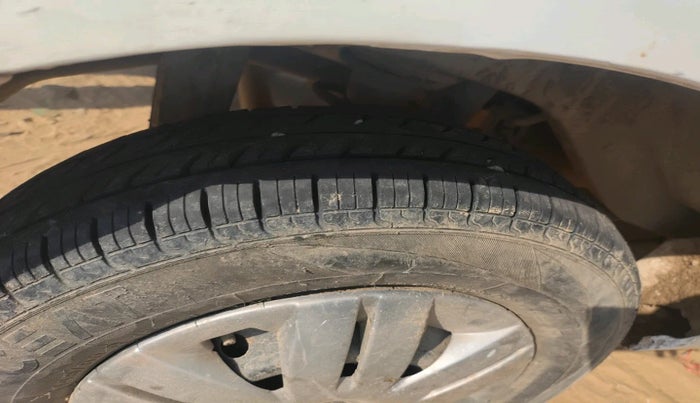 2019 Maruti Alto 800 LXI, Petrol, Manual, 56,661 km, tyre