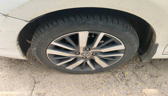2020 Honda City 1.5L I-VTEC VX CVT, Petrol, Automatic, 1,16,989 km, tyre