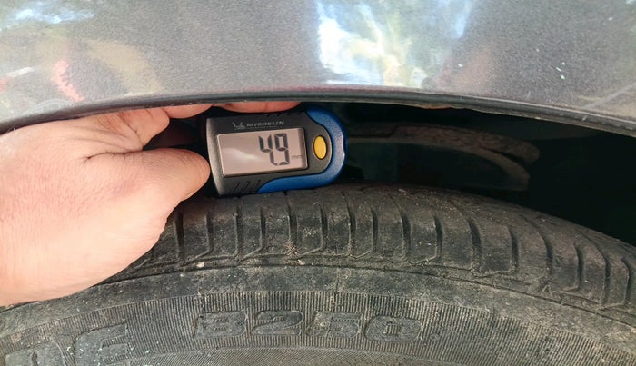 2011 Hyundai i10 ERA 1.1, Petrol, Manual, 48,085 km, tyre
