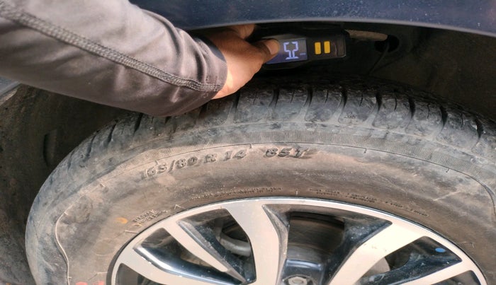 2020 Maruti Swift VXI, Petrol, Manual, 52,701 km, tyre