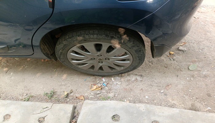 2017 Maruti Baleno ALPHA PETROL 1.2, Petrol, Manual, 94,507 km, tyre