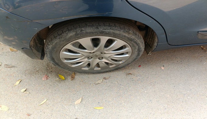 2017 Maruti Baleno ALPHA PETROL 1.2, Petrol, Manual, 94,507 km, tyre