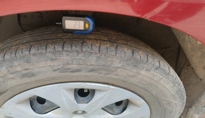 2017 Hyundai Elite i20 MAGNA EXECUTIVE 1.2, Petrol, Manual, 1,00,937 km, tyre