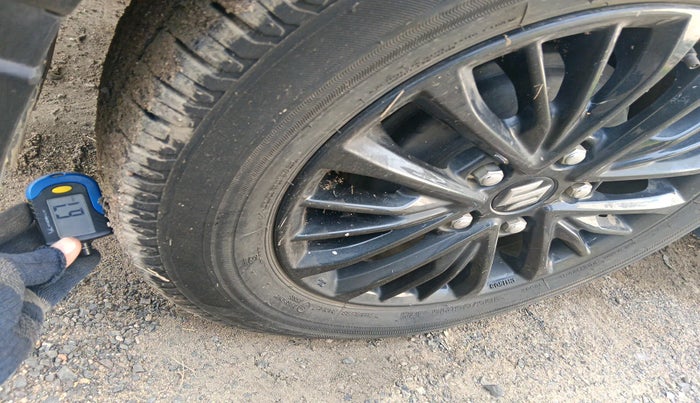 2022 Maruti XL6 ALPHA AT, Petrol, Automatic, 28,000 km, tyre