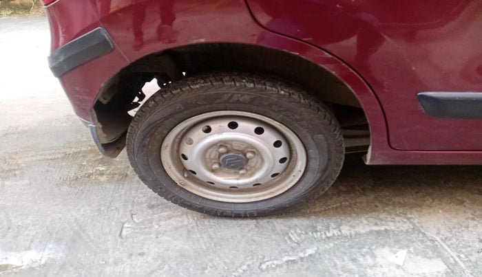 2011 Maruti Wagon R Duo DUO LXI LPG, Petrol, Manual, 78,743 km, tyre