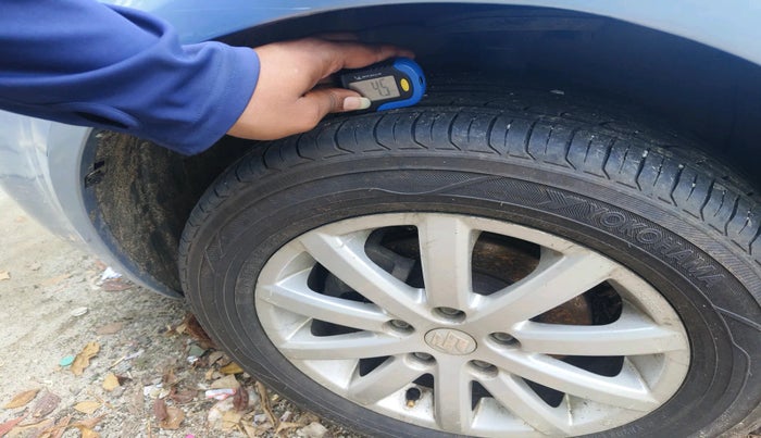 2012 Maruti SX4 ZXI, Petrol, Manual, 1,31,108 km, tyre