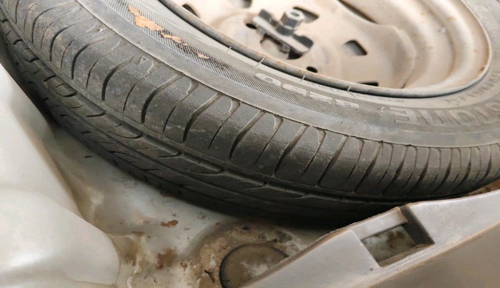 2011 Hyundai Santro Xing GLS, Petrol, Manual, 88,291 km, tyre