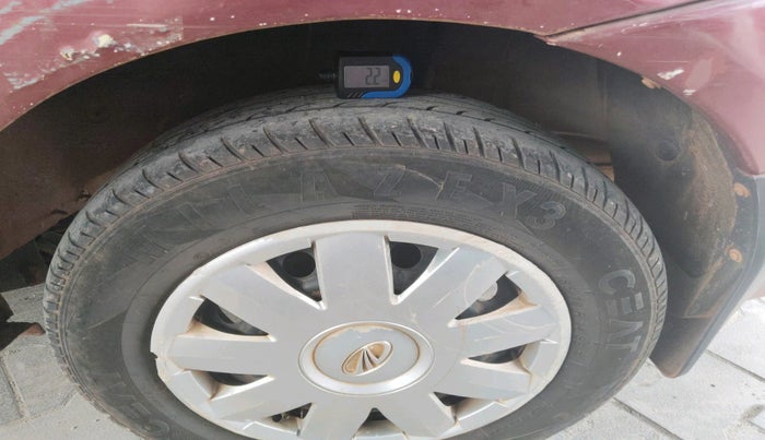 2011 Mahindra Verito 1.5 D4 BS III, Diesel, Manual, 2,90,962 km, tyre