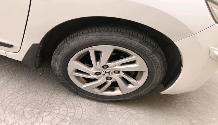 2017 Honda Jazz 1.2L I-VTEC V AT, Petrol, Automatic, 27,129 km, tyre