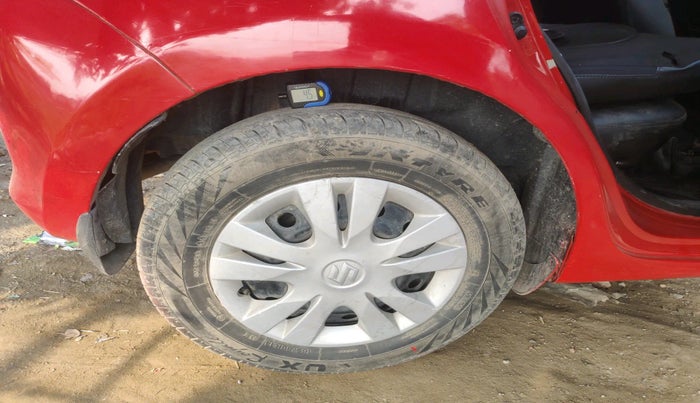 2021 Maruti Swift VXI, Petrol, Manual, 35,278 km, tyre