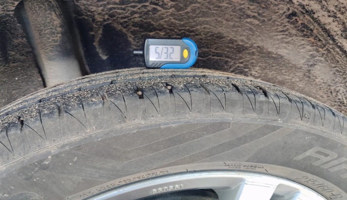 2017 Maruti Vitara Brezza ZDI PLUS, Diesel, Manual, 1,38,776 km, tyre