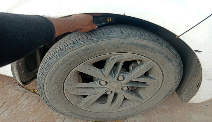 2020 Hyundai GRAND I10 NIOS SPORTZ 1.2 KAPPA VTVT, Petrol, Manual, 1,26,019 km, tyre