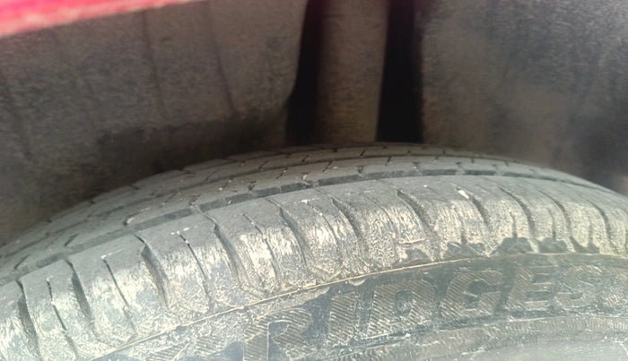 2018 Maruti Swift ZXI, Petrol, Manual, 74,596 km, tyre