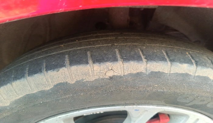 2018 Maruti Swift ZXI, Petrol, Manual, 74,596 km, tyre