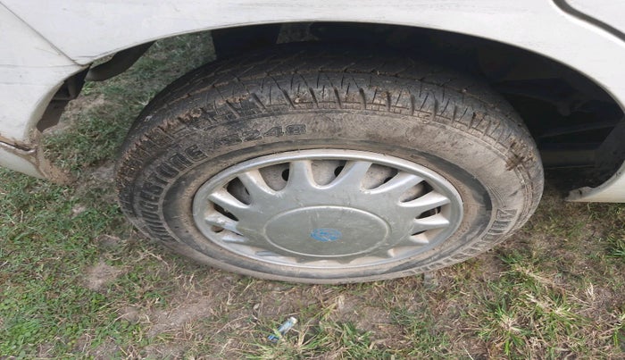 2016 Maruti Alto 800 LXI, Petrol, Manual, 91,586 km, tyre