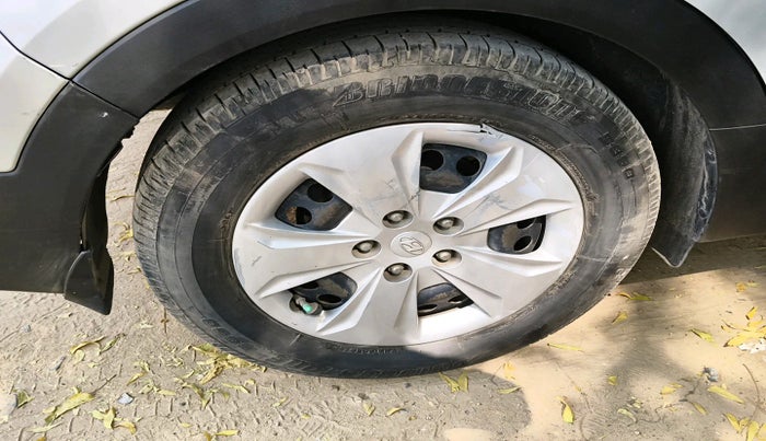 2017 Hyundai Creta E PLUS 1.4 DIESEL, Diesel, Manual, 1,73,982 km, tyre