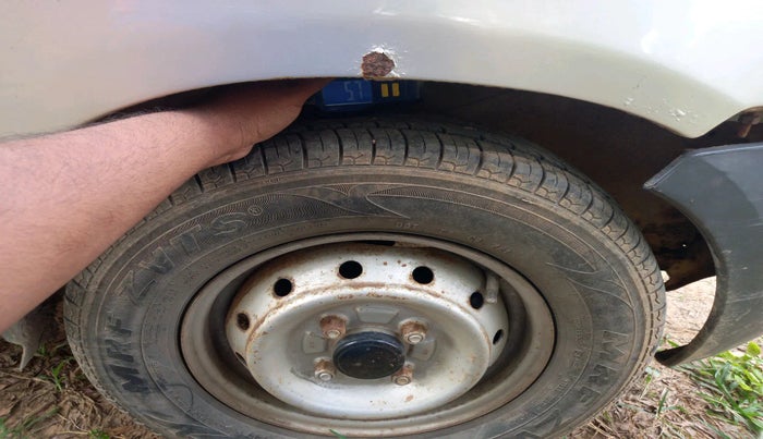 2011 Maruti Alto LXI, Petrol, Manual, 75,831 km, tyre