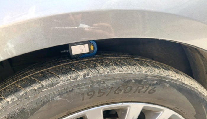 2018 Maruti Ciaz ALPHA  AT 1.4  PETROL, Petrol, Automatic, 92,362 km, tyre