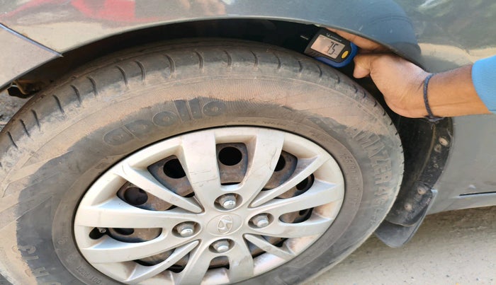 2013 Hyundai i10 MAGNA 1.1, Petrol, Manual, 1,19,844 km, tyre