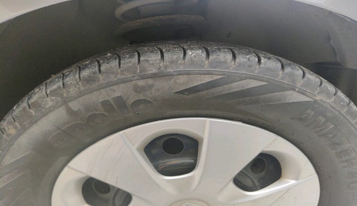 2010 Maruti Ritz VDI, Diesel, Manual, 1,39,427 km, tyre