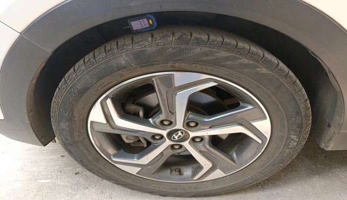 2019 Hyundai Creta SX AT 1.6 PETROL, Petrol, Automatic, 1,01,271 km, tyre