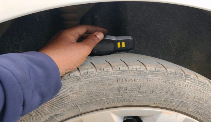 2015 Volkswagen Vento COMFORTLINE DIESEL 1.5, Diesel, Manual, 1,56,296 km, tyre