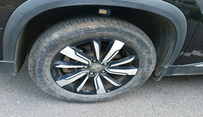 2020 MG HECTOR SHARP 1.5 DCT PETROL, Petrol, Automatic, 40,600 km, tyre