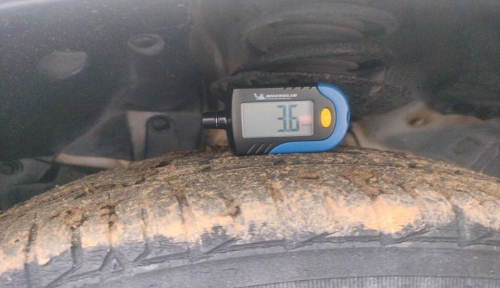 2014 Honda City 1.5L I-DTEC E, Diesel, Manual, 93,754 km, tyre