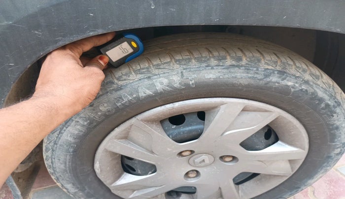 2020 Renault Kwid RXT 1.0 (O), Petrol, Manual, 84,827 km, tyre