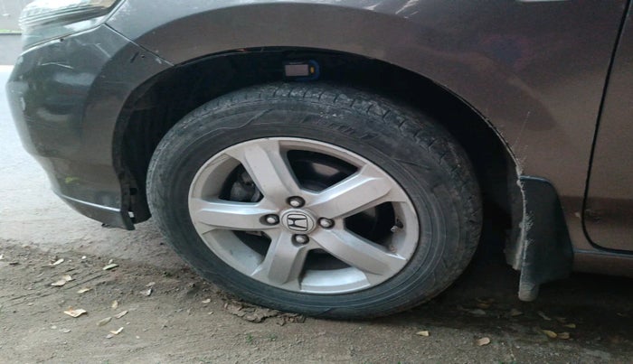 2012 Honda City 1.5L I-VTEC S MT, Petrol, Manual, 1,00,805 km, tyre