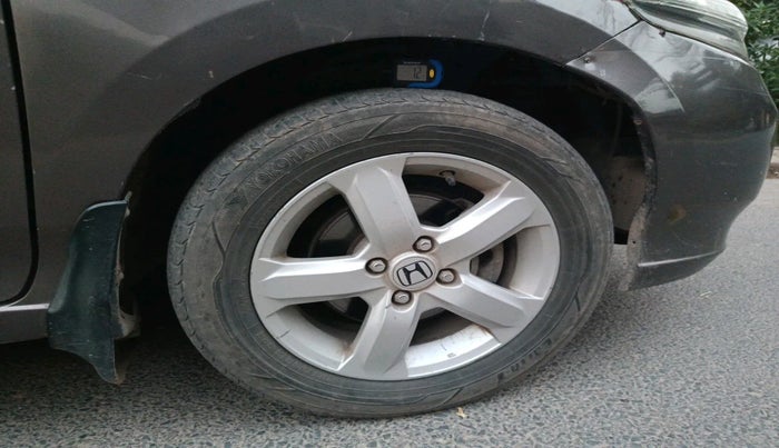 2012 Honda City 1.5L I-VTEC S MT, Petrol, Manual, 1,00,805 km, tyre