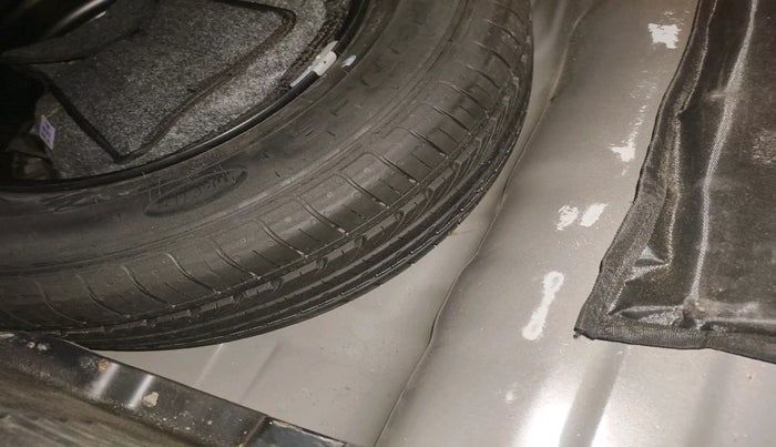 2024 KIA SONET HTK 1.0 Turbo Petrol iMT, Petrol, Manual, 11,132 km, tyre